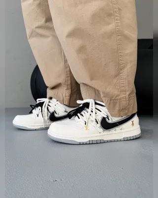 Louis Vuitton Nike SB x Louis Vuitton x Glommy Bear White Black — головне фото товару