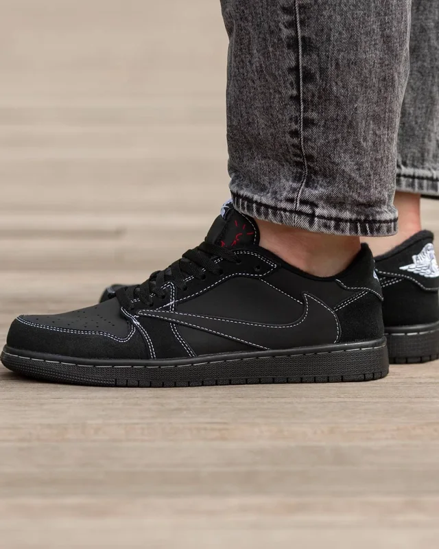 Nike Air Jordan Retro 1 Low x Travis Scott OG Black Phantom — головне фото товару