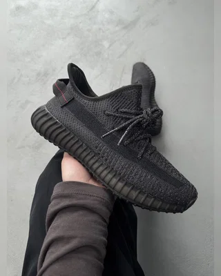 Adidas Yeezy V2 Black Reflective — головне фото товару