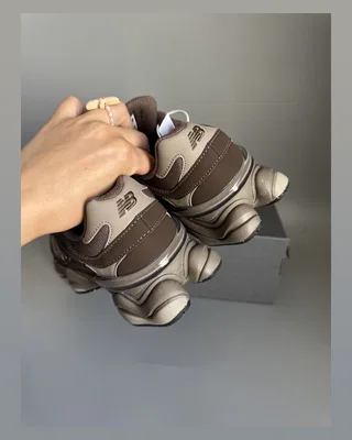 New Balance 9060 Brown — головне фото товару