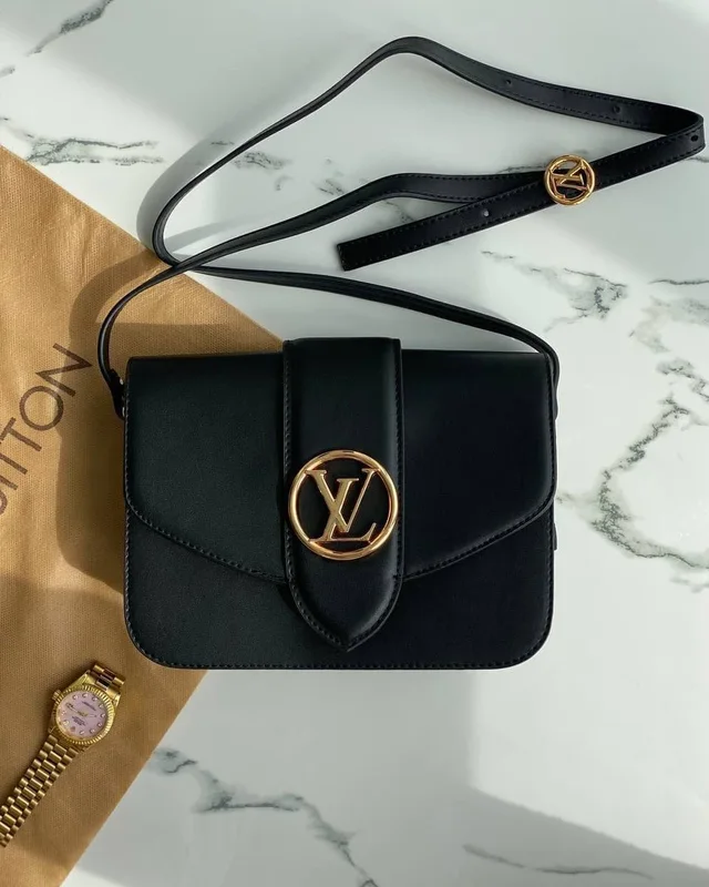 Сумка Louis Vuitton — головне фото товару