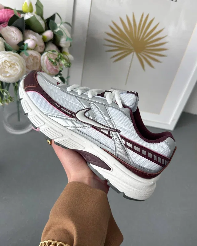 Nike Initiator Metallic/Bordo — головне фото товару