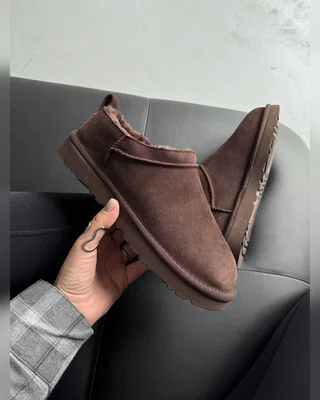 UGG Classic Micro Boot Brown — головне фото товару