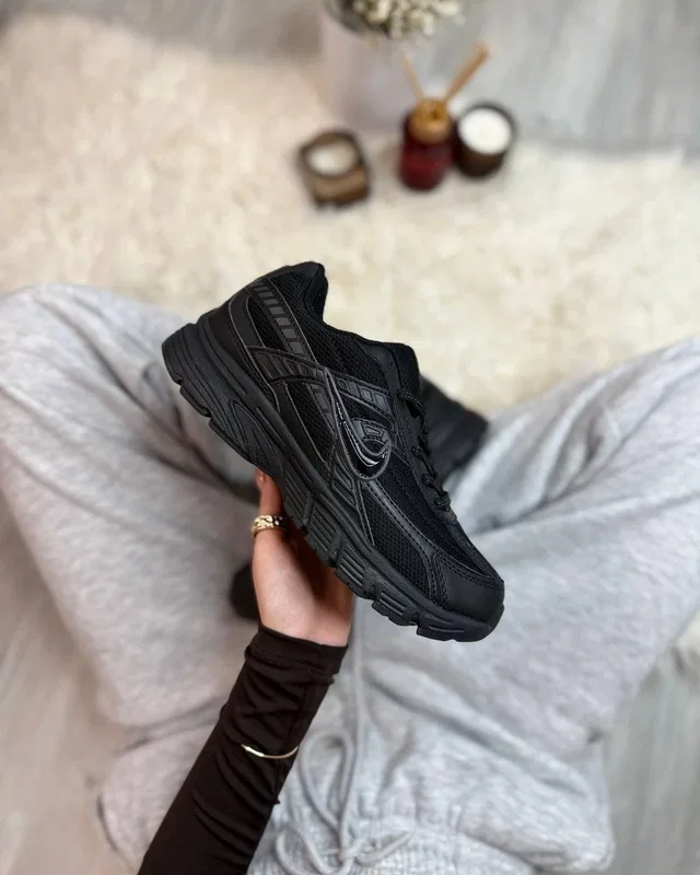 Nike INITIATOR ALL BLACK GORE-TEX — головне фото товару