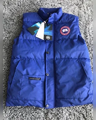Жилет Canada Goose — головне фото товару
