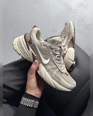 Nike V2K Runtekk Brown Beige — головне фото товару
