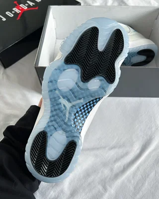 Nike Air Jordan 11 'Legend Blue' 2024 CT8012-104 — головне фото товару