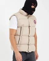 Жилет Canada Goose — головне фото товару