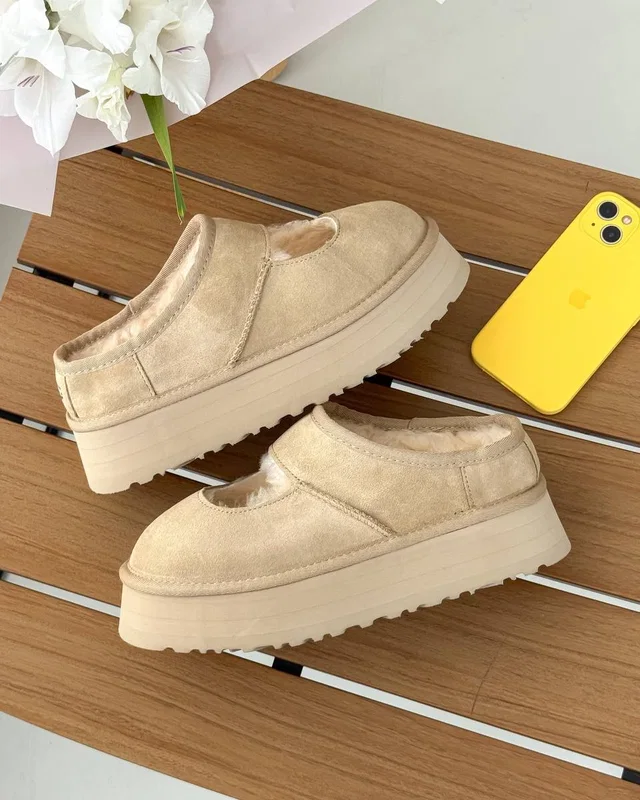 UGG Bea Mary Jane Beige — головне фото товару