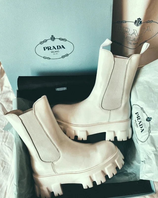 Prada Boots — головне фото товару