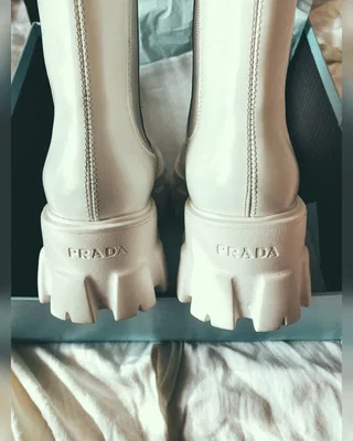 Prada Boots — головне фото товару