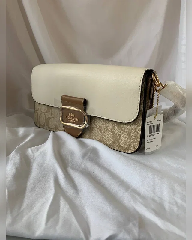 Coach Інше — головне фото товару