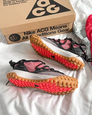 Nike ACG Mountain Fly Low 'Flash Crimson' DC9045-500 — головне фото товару