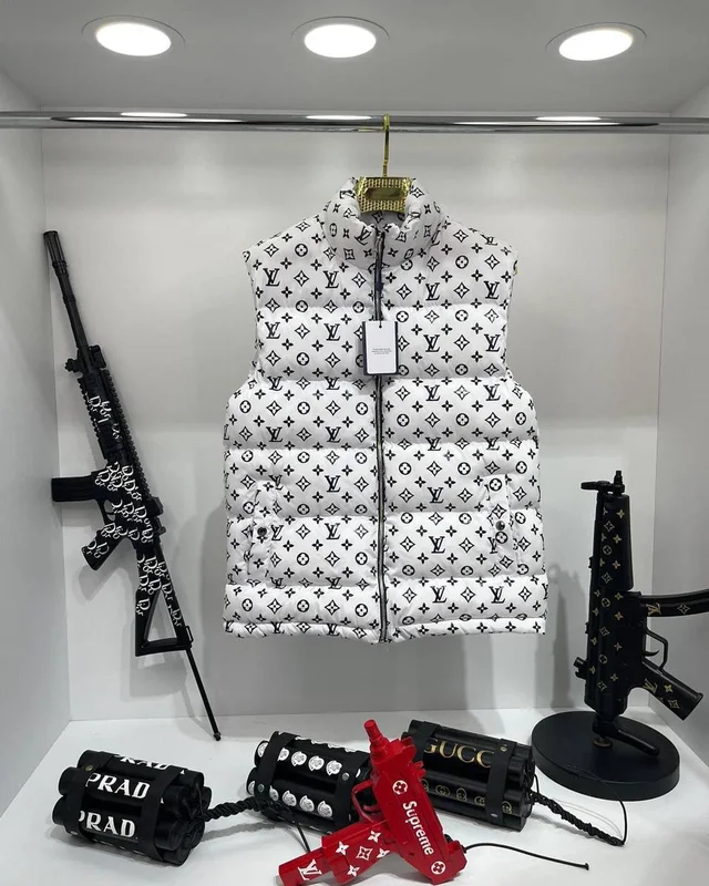 Жилет Louis Vuitton — головне фото товару