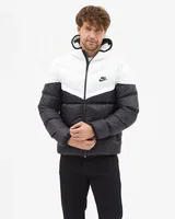 Nike Пуховик Nike Storm-FIT чорно-білий — головне фото товару