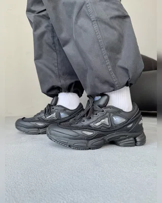 Raf Simons Adidas x Raf Simons Ozweego III Black — головне фото товару