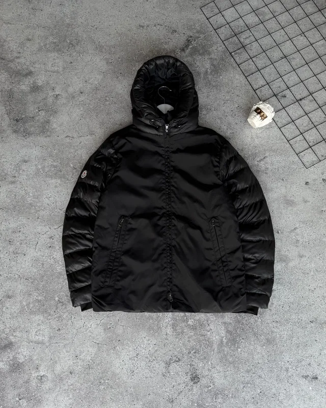 Куртка Moncler — головне фото товару