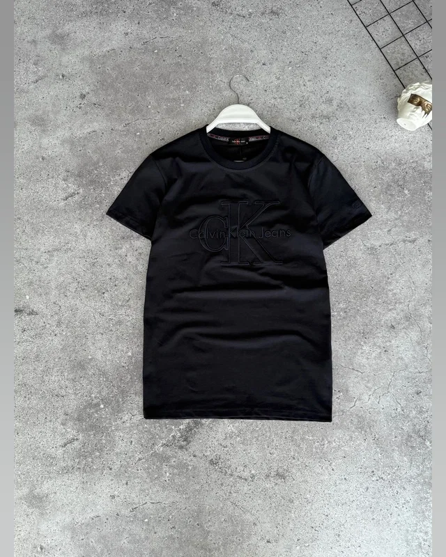Футболка Calvin Klein — головне фото товару