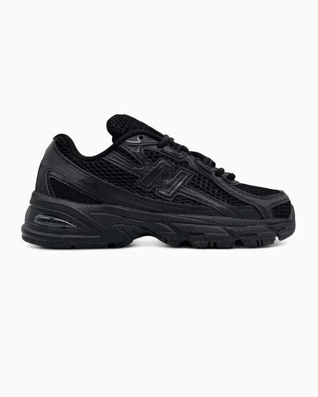 New Balance 740 Triple Black — головне фото товару