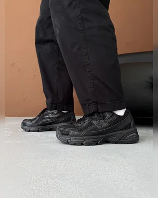 New Balance 740 Triple Black — головне фото товару