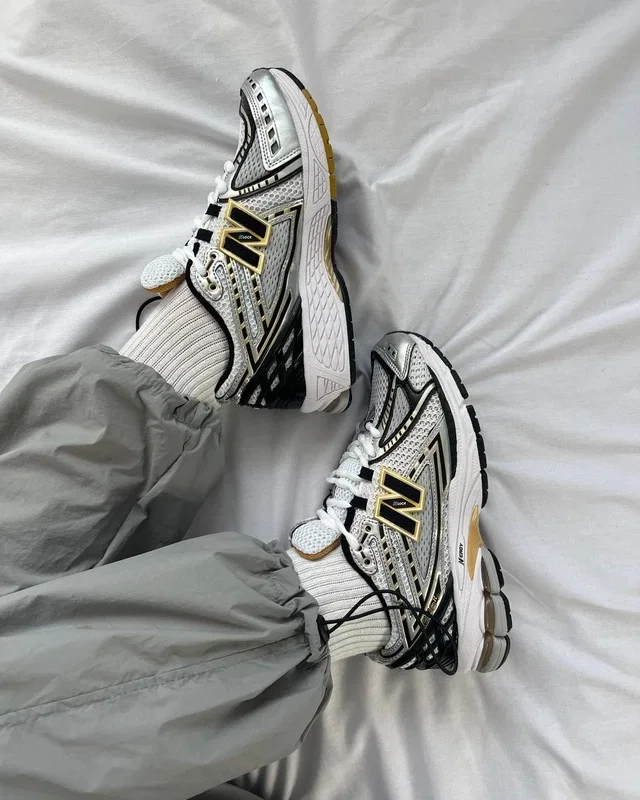New Balance 1906R 'Metallic Gold' — головне фото товару