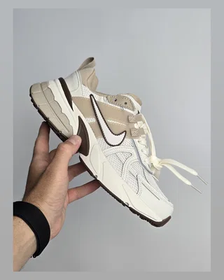 Nike V2K Run — головне фото товару