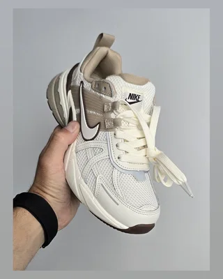 Nike V2K Run — головне фото товару