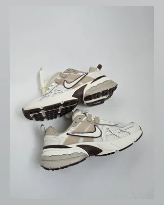 Nike V2K Run — головне фото товару