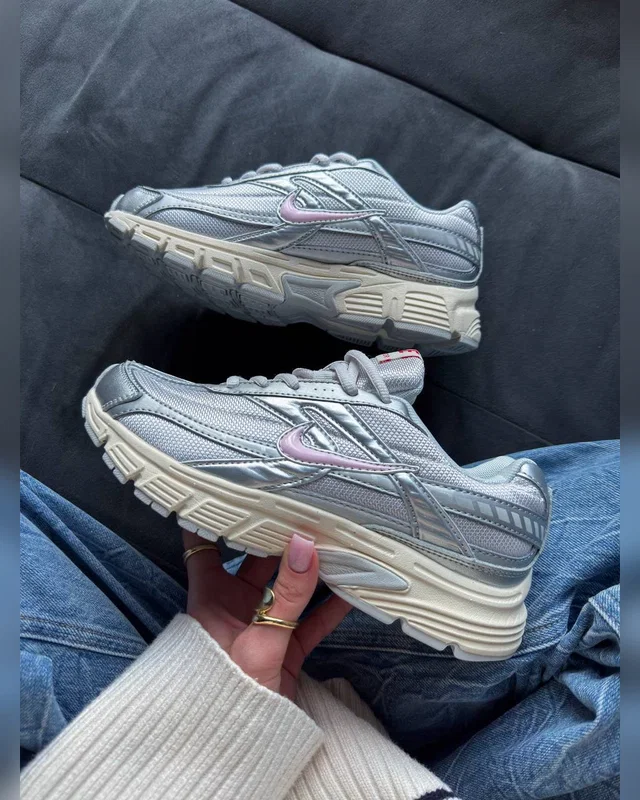 Nike Initiator Silver — головне фото товару