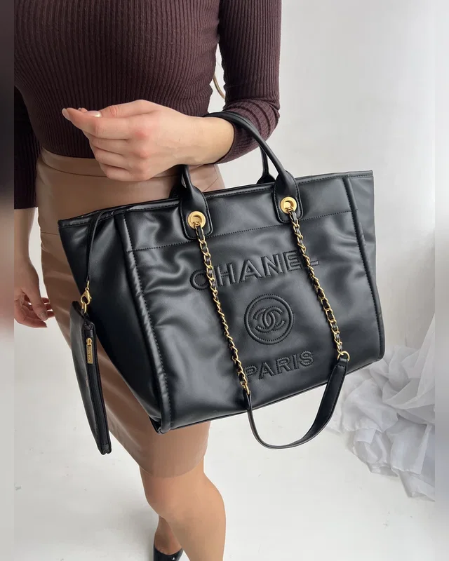 Chanel Shopping Tote — головне фото товару