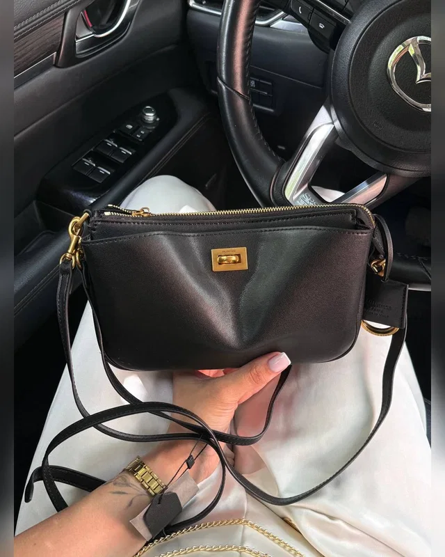 Balenciaga Rodeo Sling Pochette in Black/Gold (Оригінальна Коробка) 21 х 15 х 5 — головне фото товару