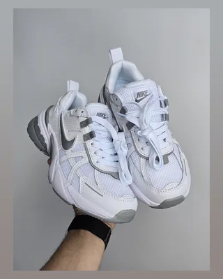 Nike V2K Run — головне фото товару