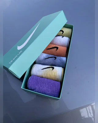 Nike Tie Dye — головне фото товару