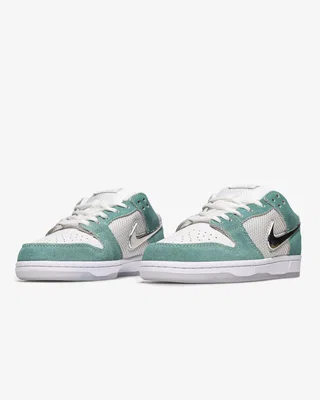 Nike April Skateboards x Dunk Low SB 'Turbo Green' — головне фото товару