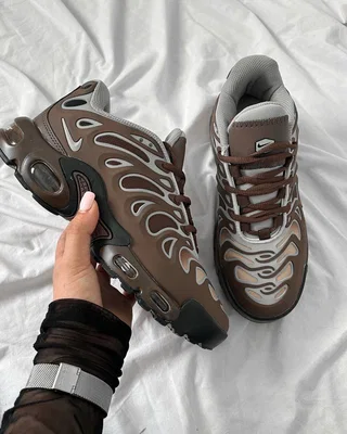Nike Wmns Air Max Plus Drift 'Baroque Brown' — головне фото товару