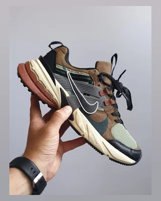 Nike V2K.3 Runtekk • Brown • — головне фото товару