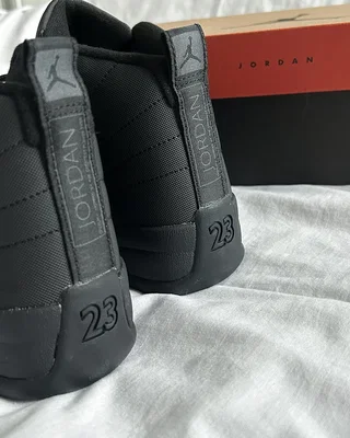 Nike Air Jordan 12 Retro Winterized 'Triple Black' — головне фото товару