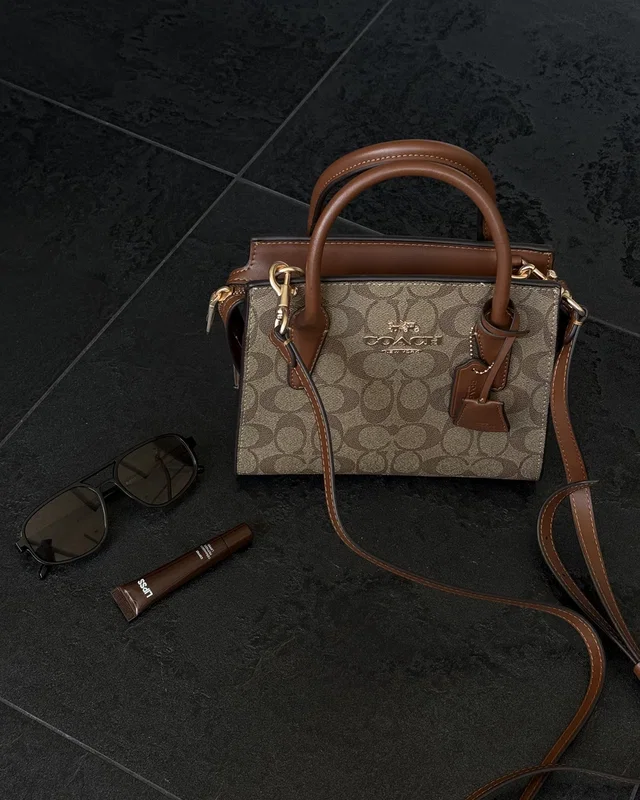 COACH Coach Andrea Carryall In Signature Canvas Brown/Beige [оригінальна коробка] 22 х 17 х 11 COACH — головне фото товару