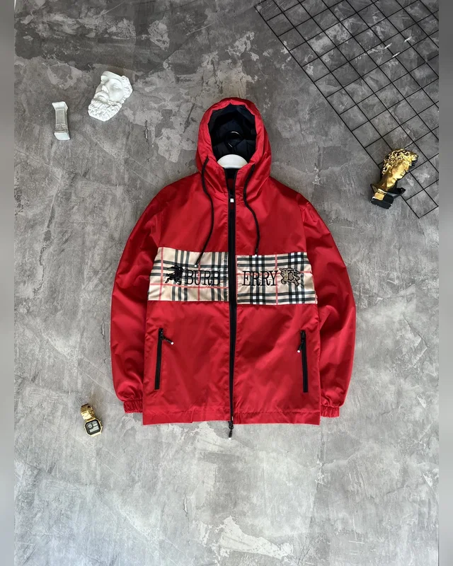 Куртка Burberry — головне фото товару
