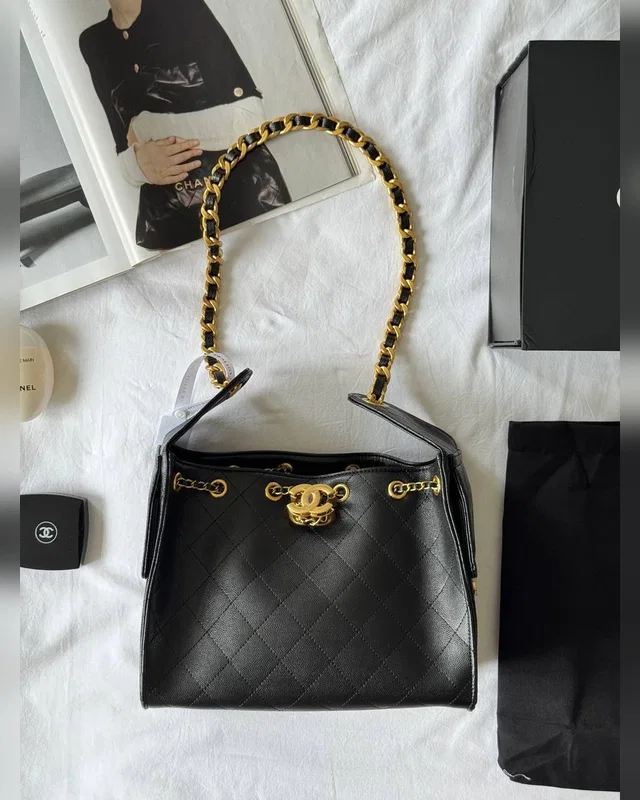 Chanel 25 Small Handbag Black (Магнітна коробка) — головне фото товару