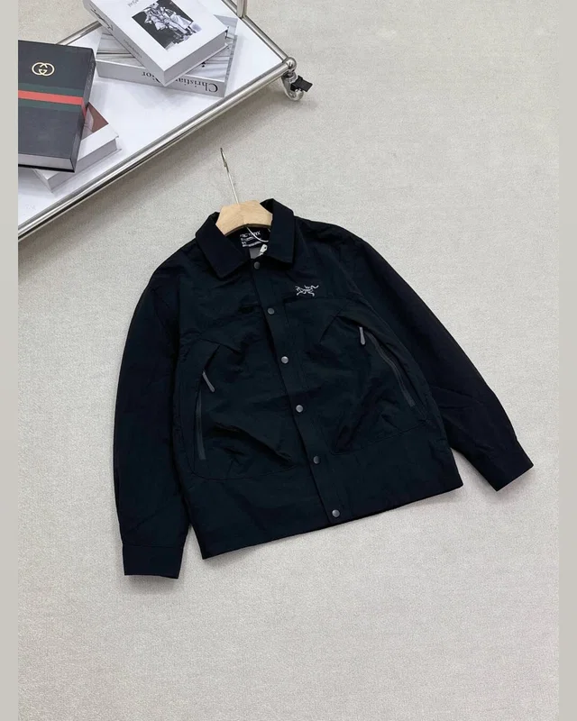 Arc'teryx Black Gore-Tex — головне фото товару