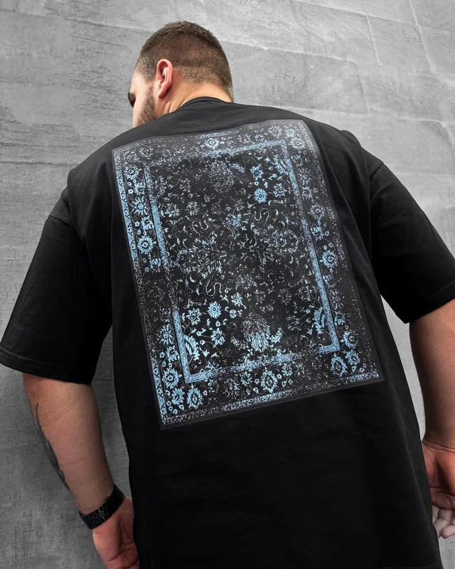 Sane Футболка чорна (carpet5) — головне фото товару