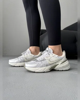 Nike V2K Runtekk Silver Olive White — головне фото товару