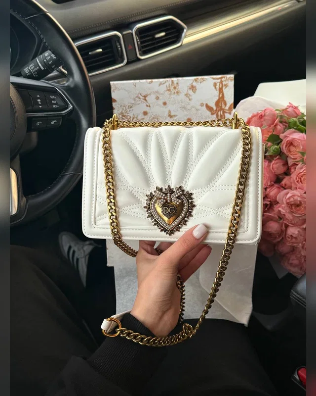 Dolce & Gabbana Dolce&Gabbana Medium Devotion Bag in White — головне фото товару