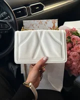 Dolce & Gabbana Dolce&Gabbana Medium Devotion Bag in White — головне фото товару