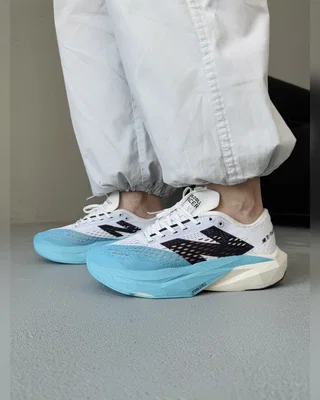 New Balance Fuelcell Supercomp Pacer V2 White Light Blue — головне фото товару