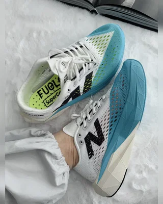 New Balance Fuelcell Supercomp Pacer V2 White Light Blue — головне фото товару