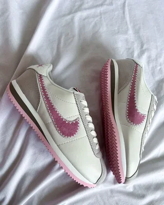 Nike Cortez 'Valentine's Day' 2025 HV6012-161 — головне фото товару
