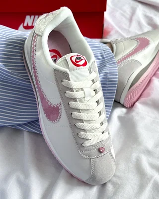 Nike Cortez 'Valentine's Day' 2025 HV6012-161 — головне фото товару