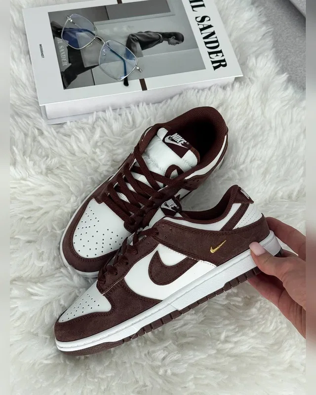 Nike DUNK LOW Sail Red Sepia Metallic Gold — головне фото товару
